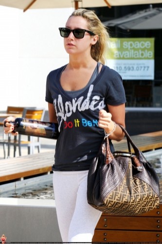 Ashley Tisdale Fotoğrafı