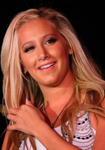 Ashley Tisdale Fotoğrafı