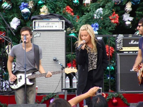 Ashley Tisdale Fotoğrafı