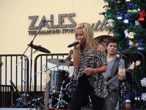 Ashley Tisdale Fotoğrafı