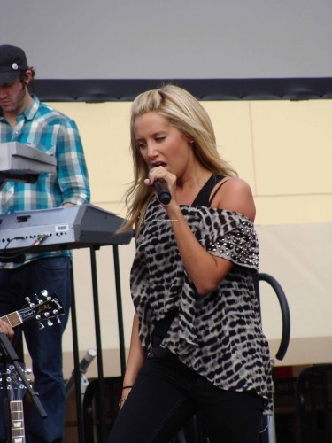 Ashley Tisdale Fotoğrafı