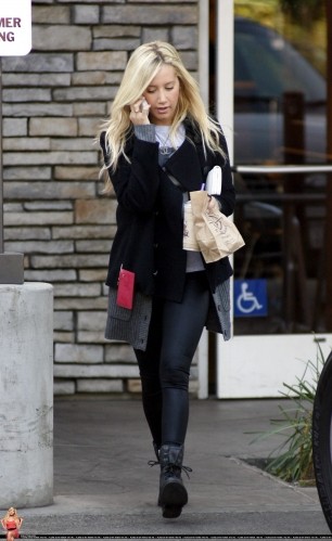 Ashley Tisdale Fotoğrafı