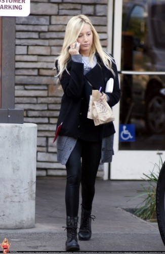 Ashley Tisdale Fotoğrafı