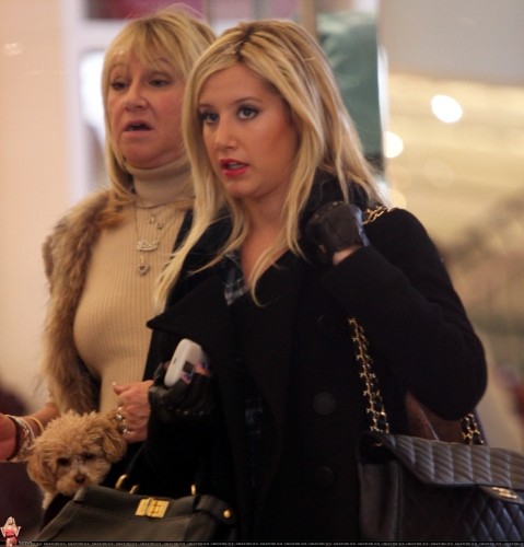 Ashley Tisdale Fotoğrafı