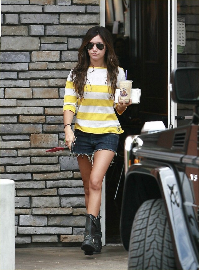 Ashley Tisdale Fotoğrafı