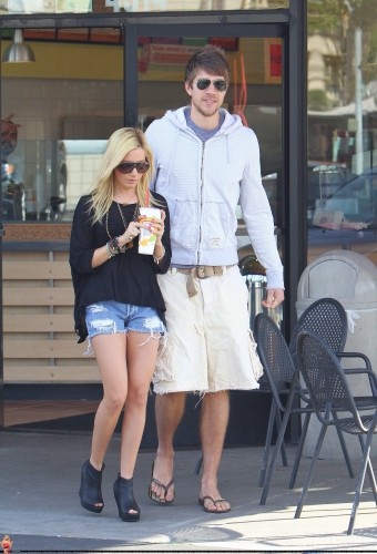 Ashley Tisdale Fotoğrafı