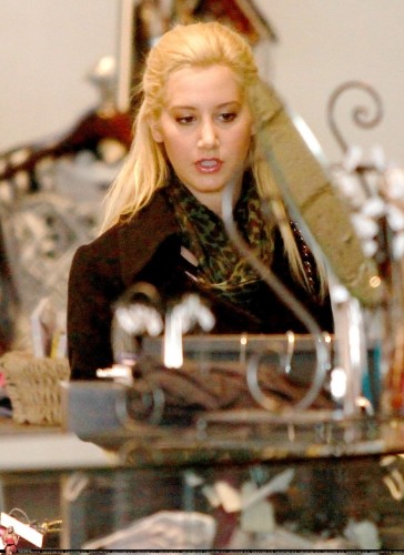 Ashley Tisdale Fotoğrafı