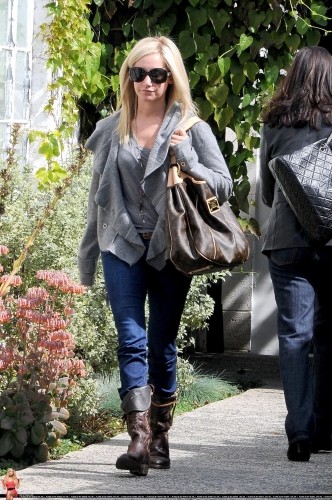 Ashley Tisdale Fotoğrafı