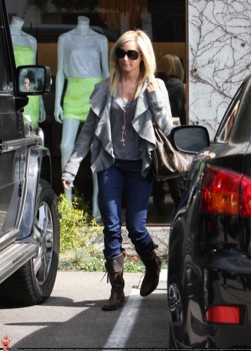 Ashley Tisdale Fotoğrafı