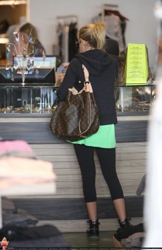 Ashley Tisdale Fotoğrafı