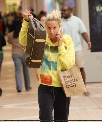 Ashley Tisdale Fotoğrafı