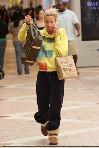 Ashley Tisdale Fotoğrafı