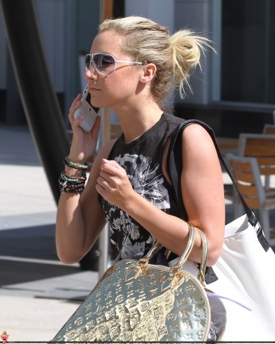 Ashley Tisdale Fotoğrafı