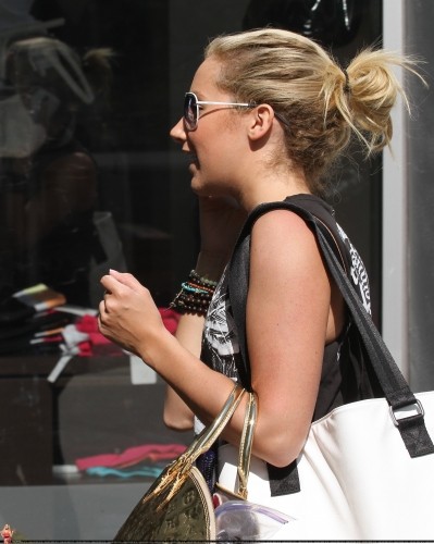 Ashley Tisdale Fotoğrafı