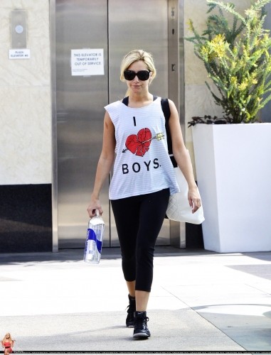 Ashley Tisdale Fotoğrafı