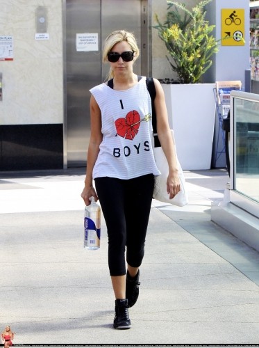 Ashley Tisdale Fotoğrafı