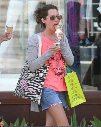 Ashley Tisdale Fotoğrafı