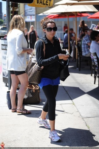 Ashley Tisdale Fotoğrafı