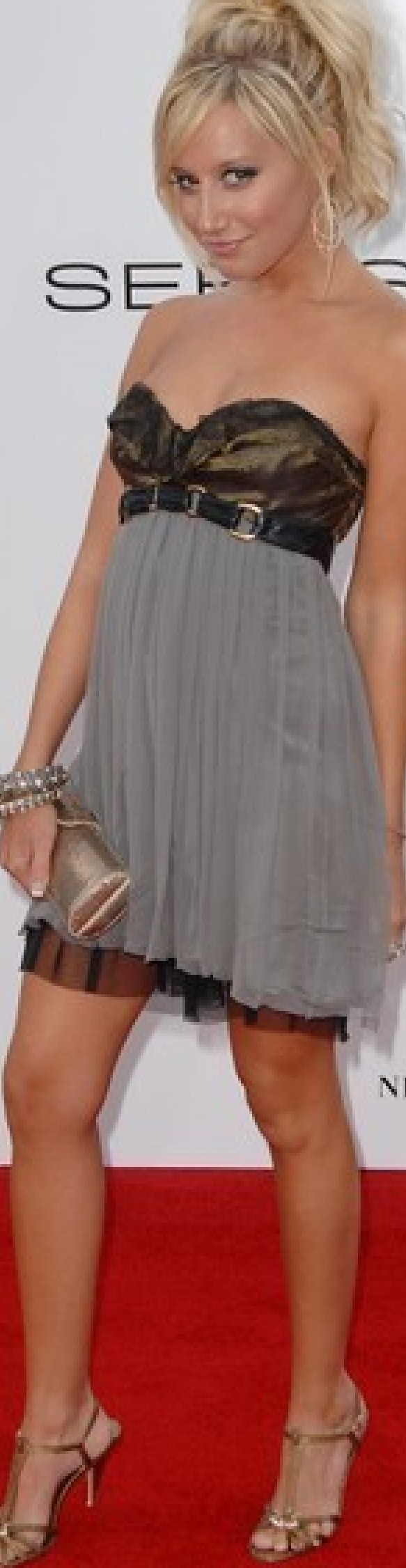 Ashley Tisdale Fotoğrafı