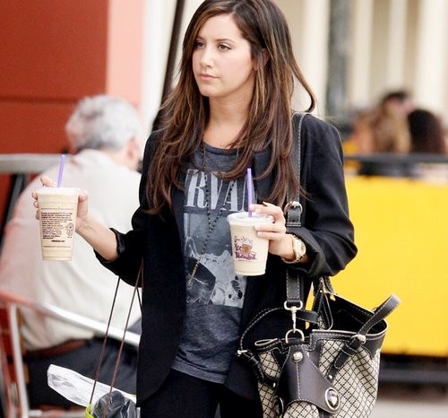 Ashley Tisdale Fotoğrafı