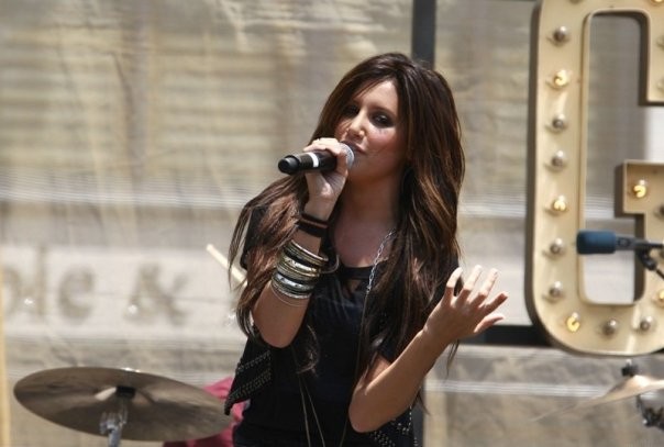 Ashley Tisdale Fotoğrafı