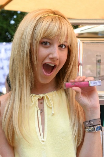 Ashley Tisdale Fotoğrafı