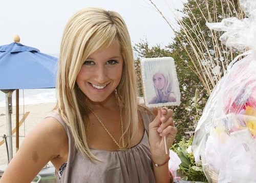 Ashley Tisdale Fotoğrafı