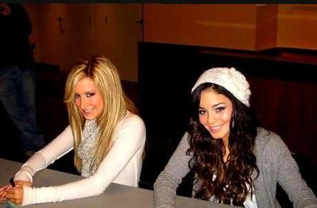 Ashley Tisdale Fotoğrafı