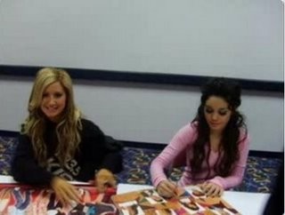 Ashley Tisdale Fotoğrafı