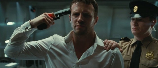 Luke Mably Fotoğrafı