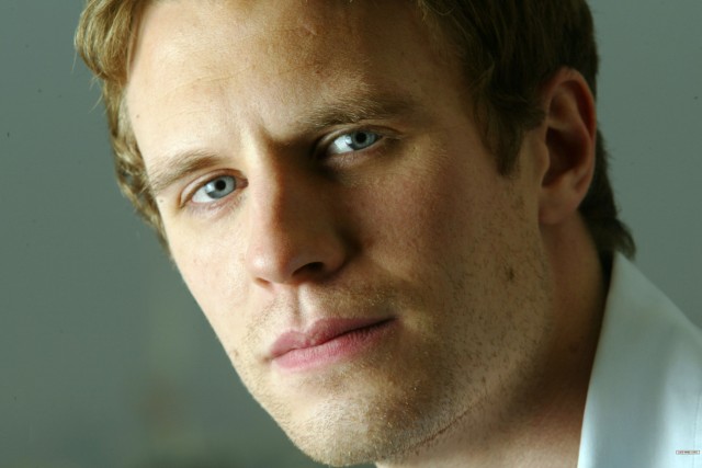 Luke Mably Fotoğrafı