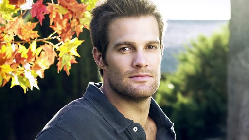 Geoff Stults Fotoğrafı