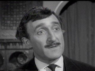 Ron Moody fotoğrafı