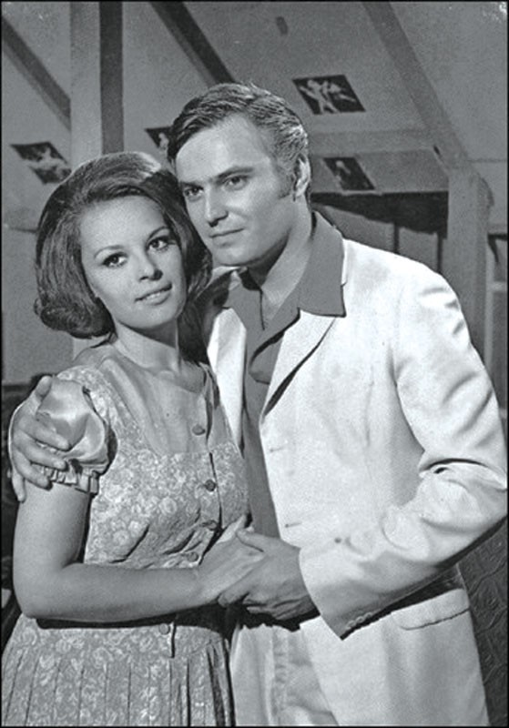 Ediz Hun fotoğrafı