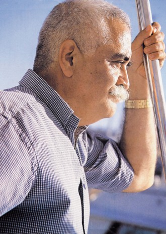 Levent Kırca fotoğrafı