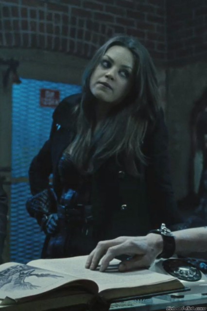 Mila Kunis Fotoğrafı