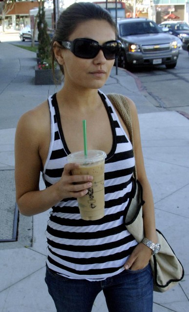 Mila Kunis Fotoğrafı