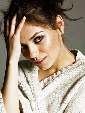 Mila Kunis Fotoğrafı