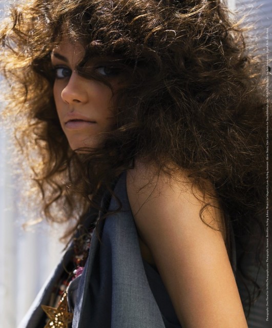 Mila Kunis Fotoğrafı