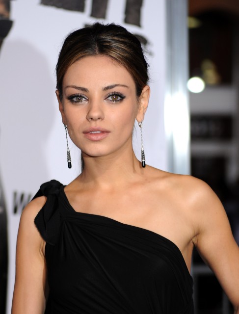 Mila Kunis Fotoğrafı