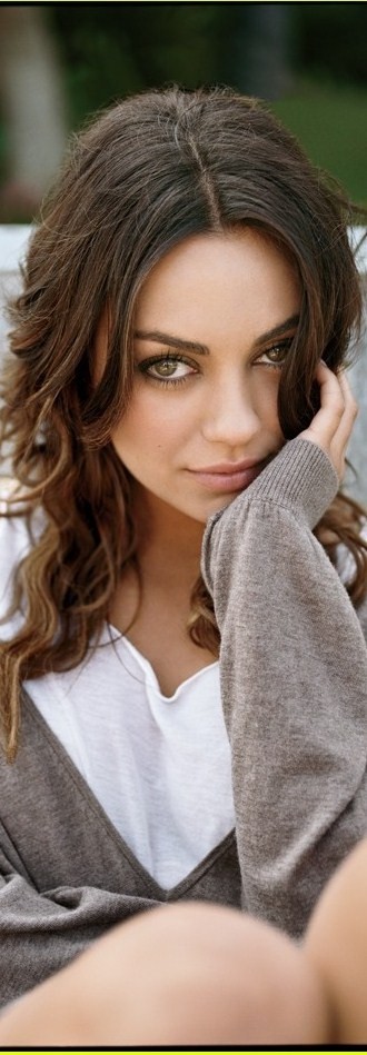 Mila Kunis Fotoğrafı