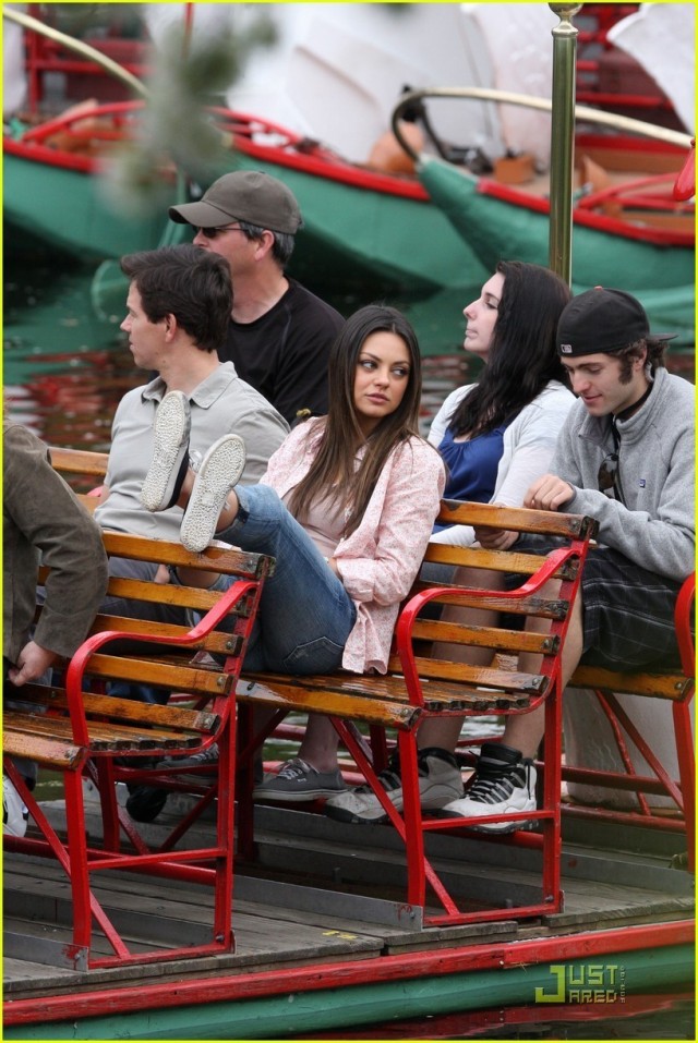 Mila Kunis Fotoğrafı