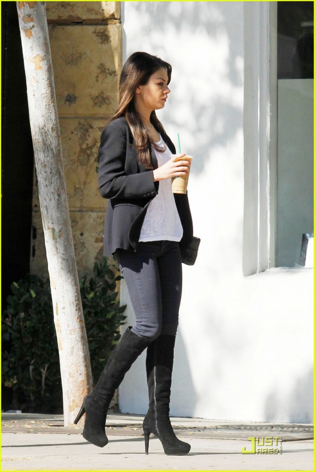 Mila Kunis Fotoğrafı