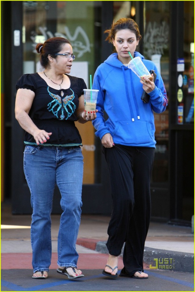 Mila Kunis Fotoğrafı