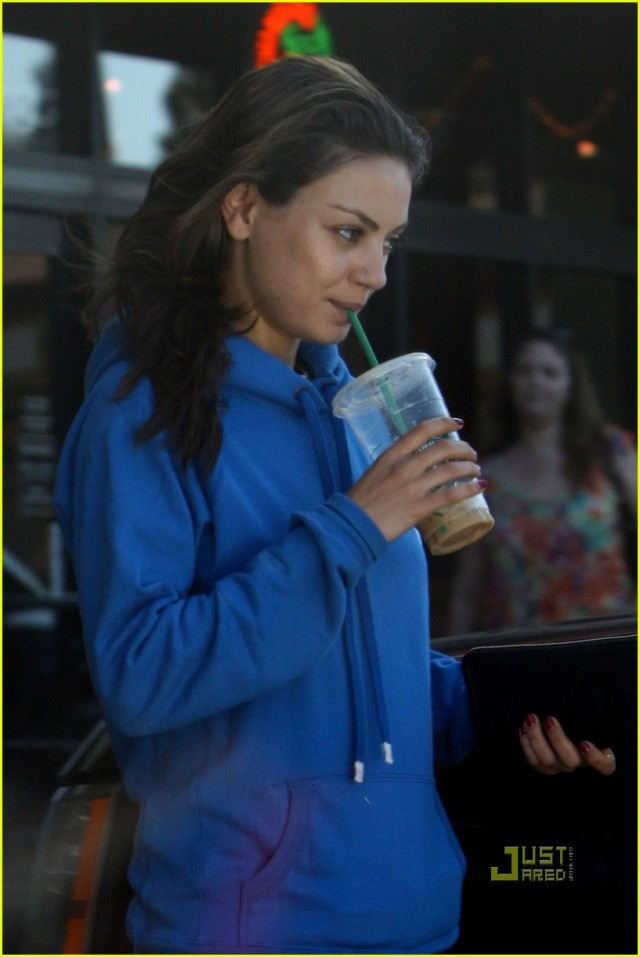 Mila Kunis Fotoğrafı