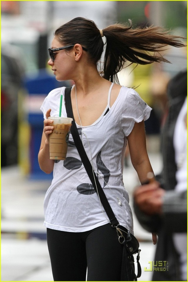 Mila Kunis Fotoğrafı