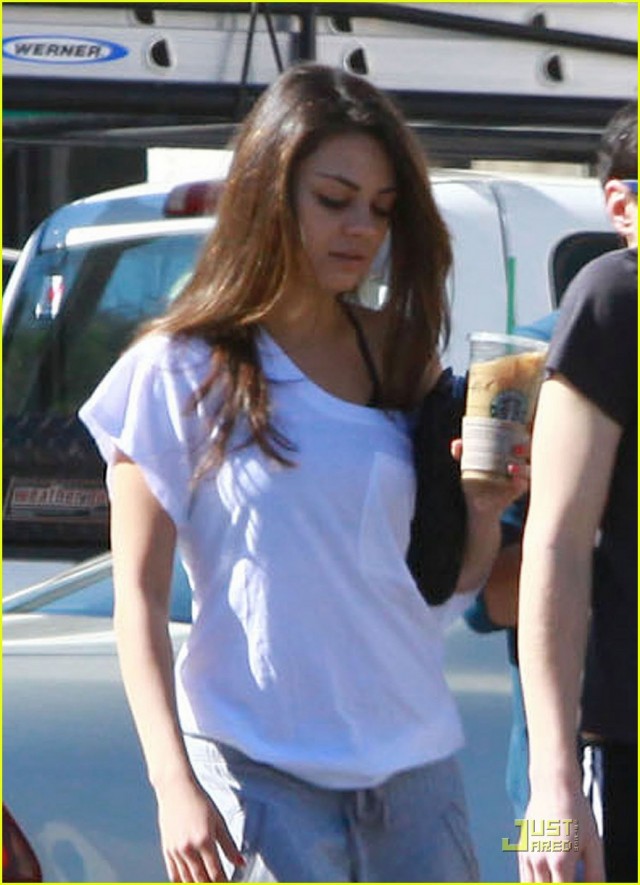 Mila Kunis Fotoğrafı