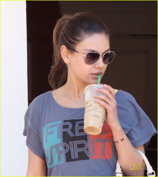 Mila Kunis Fotoğrafı