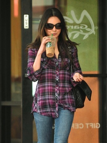 Mila Kunis Fotoğrafı