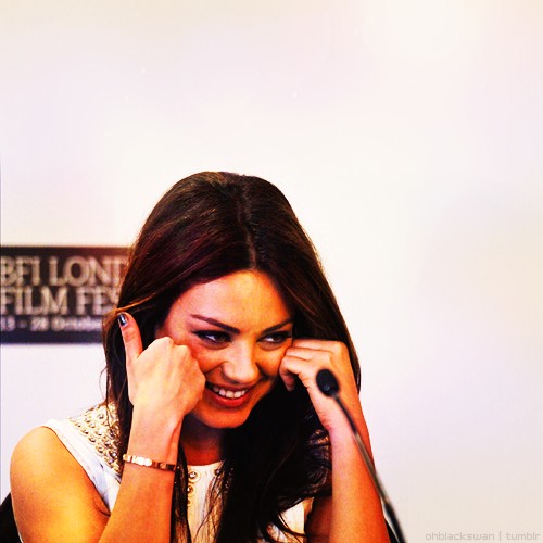 Mila Kunis Fotoğrafı